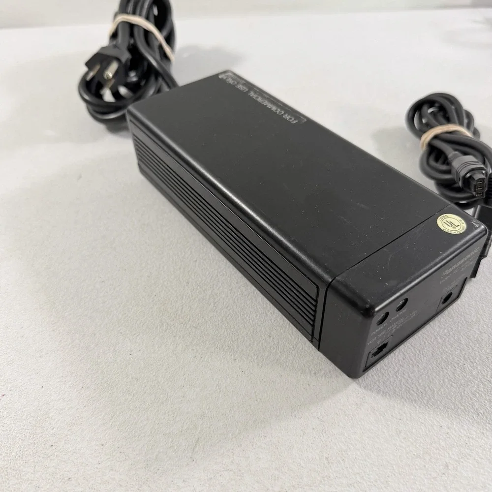 OEM Panasonic AG-B6-K Camcorder Video AC Adaptor Power Supply 12V 1.8A TESTED